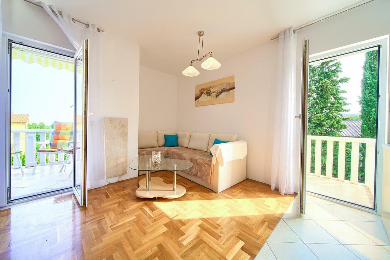 Apartman Adria Malinska Luaran gambar