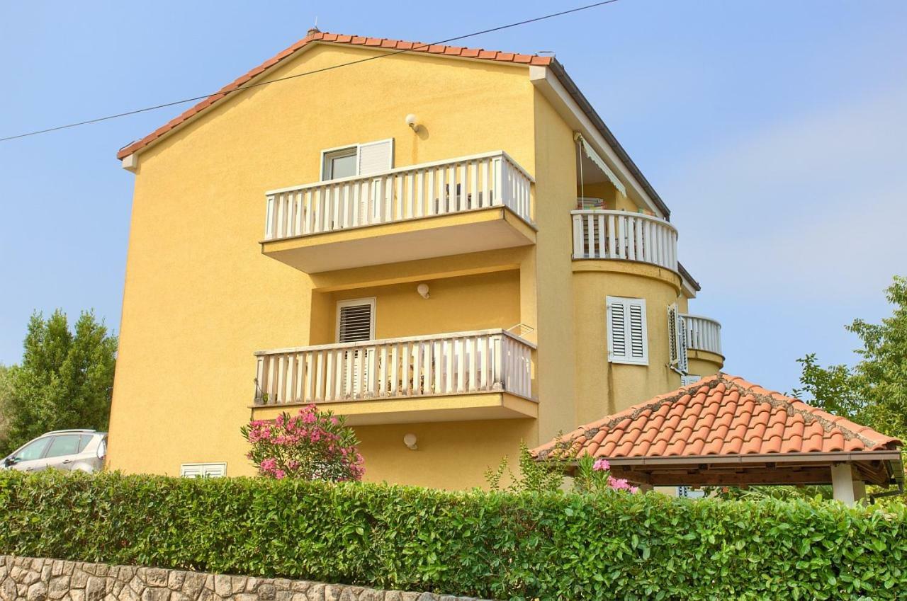 Apartman Adria Malinska Luaran gambar